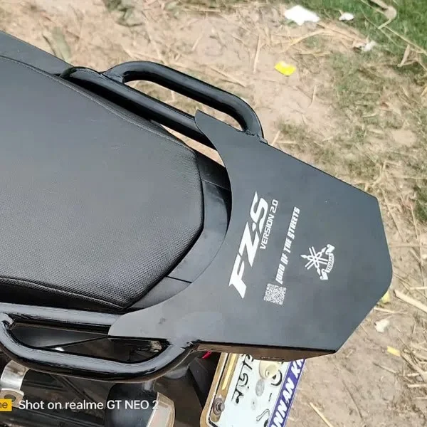 Yamaha-FZ-V2-Back Carrier-Premium