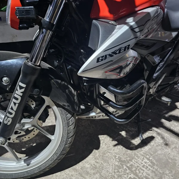 Leg Guard Suzuki Gixxer Naked-Royal Enfield Model - Image 4
